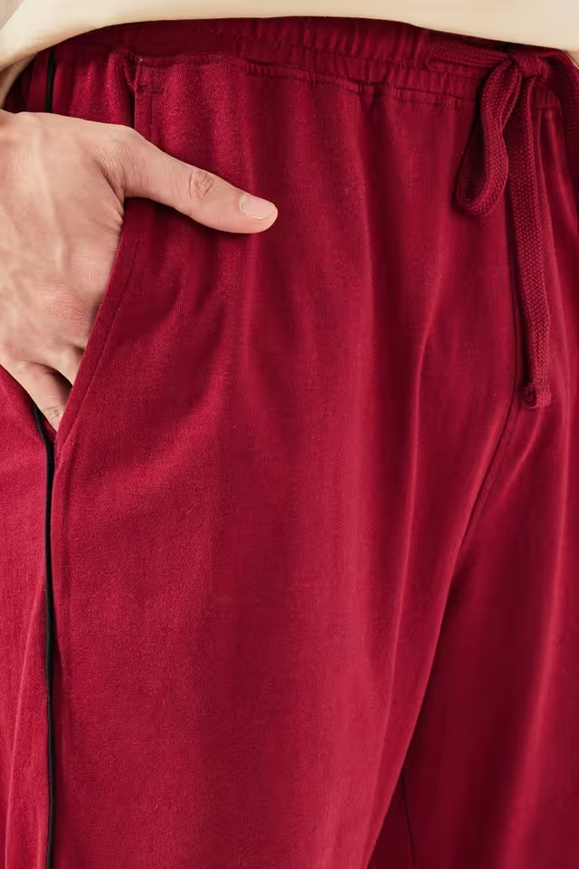 Solid Cotton Men's Shorts:antique ruby